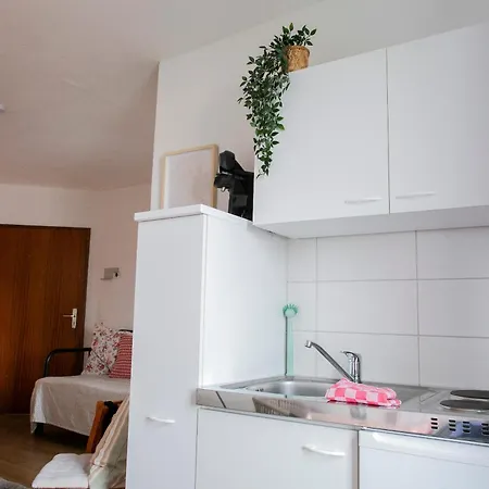 Hans & Franz Zimmervermietung *