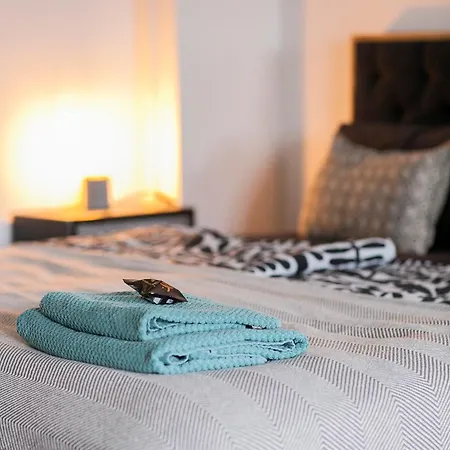 Stefan's Apartment *