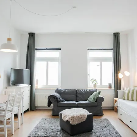 Hans & Franz Zimmervermietung 什未林